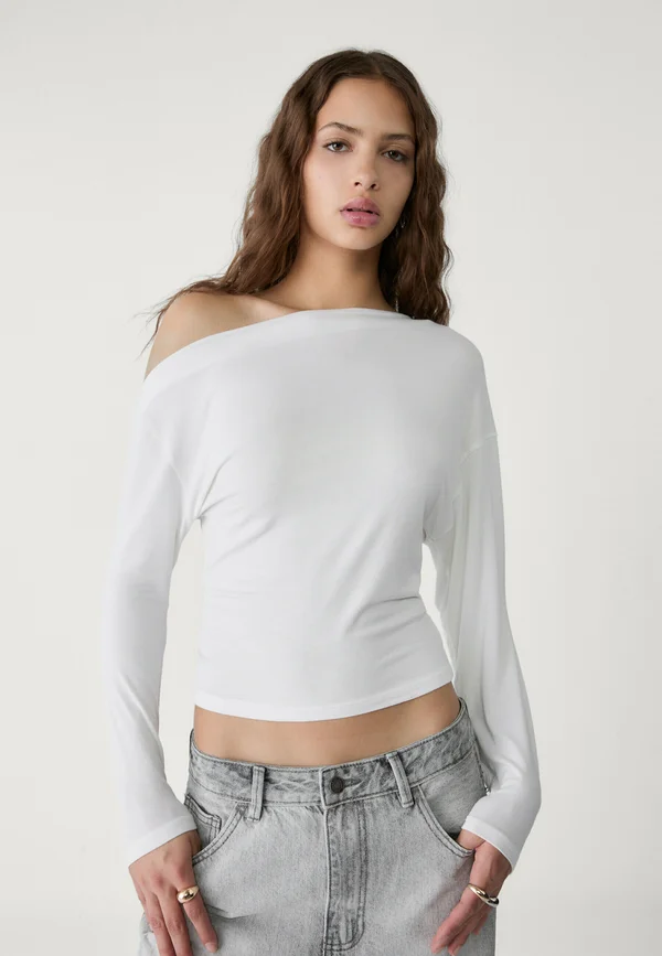 ASYMMETRICAL  - Long sleeved top - white