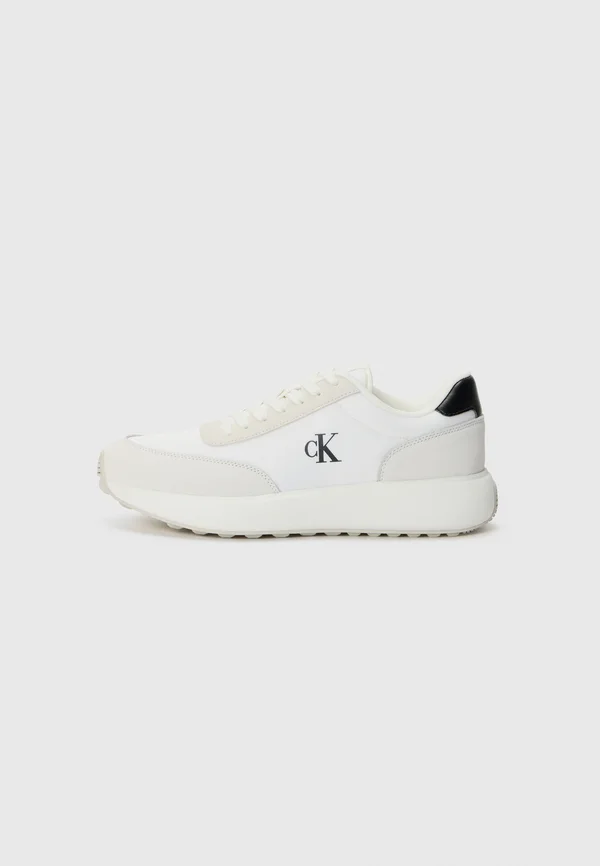 ATHLEISURE RUNNER - Trainers - bright white/black
