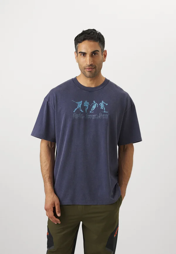 ATHLETES  - Print T-shirt - washed navy/blue smoke