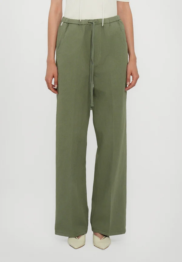 AURORA PULL ON - Trousers - green