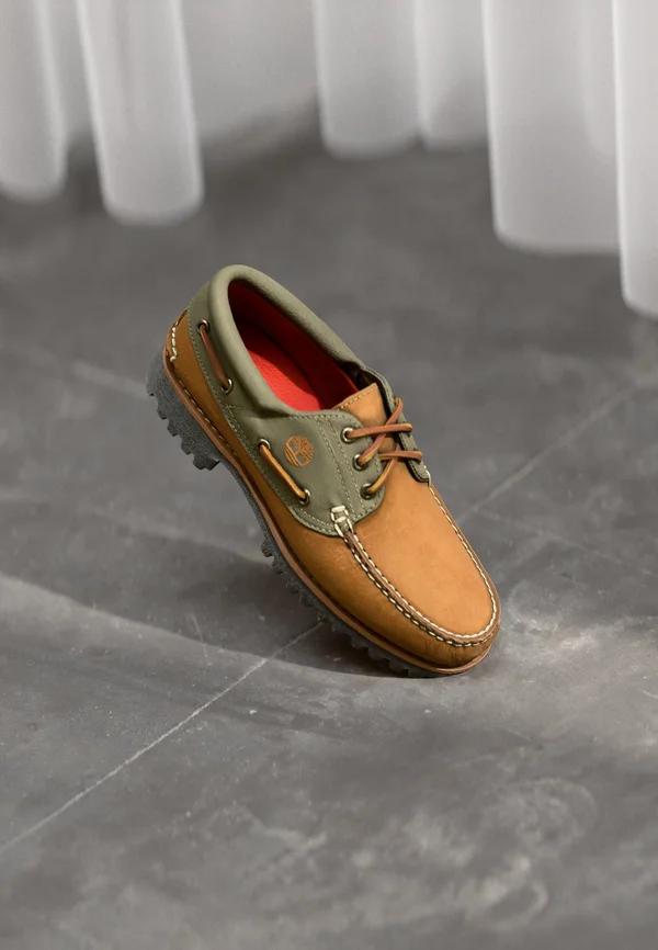 AUTHENTIC 3 EYE - Boat shoes - medium brown