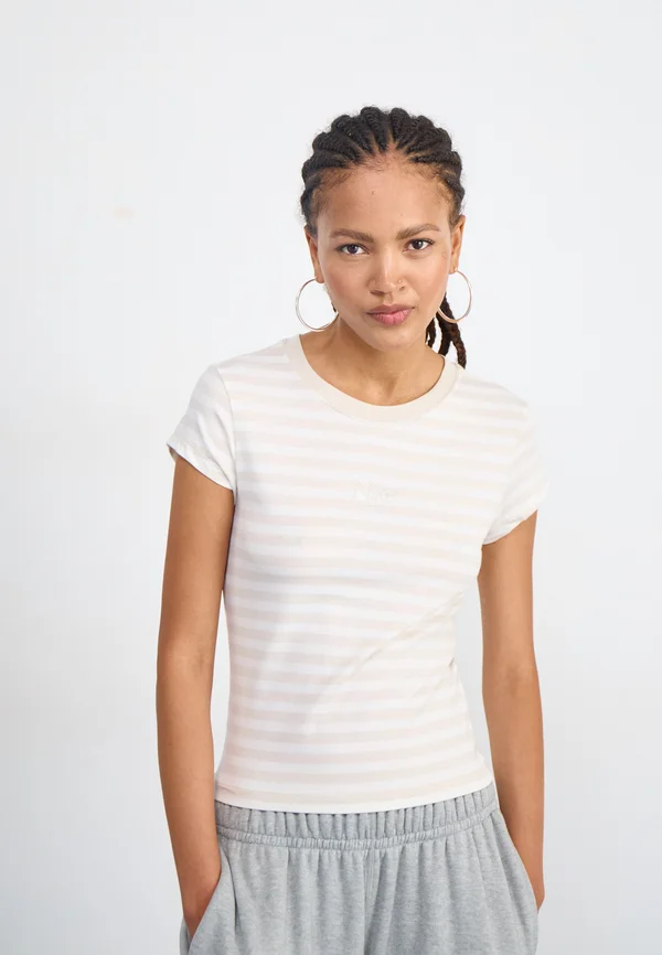 BABY TEE  - Print T-shirt - lt orewood/sail