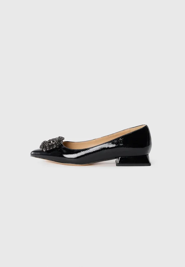Ballet pumps - black