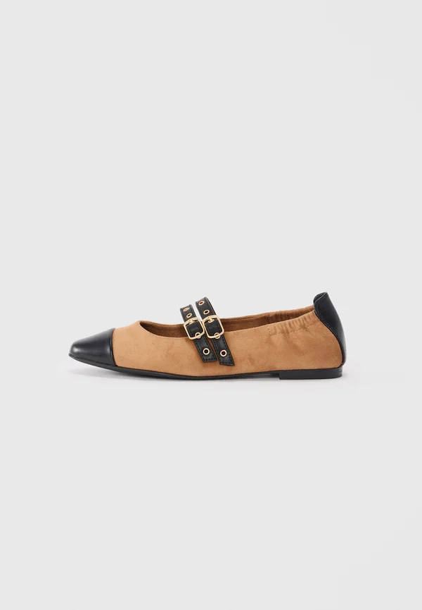 Ballet pumps - camel