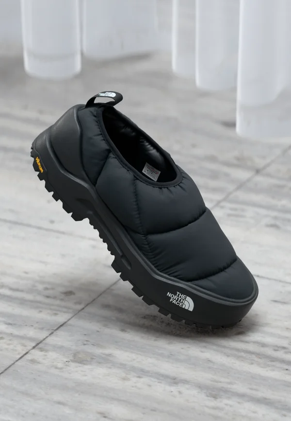 BASE CAMP THERMOBALL MULE UNISEX - Clogs - tnf black