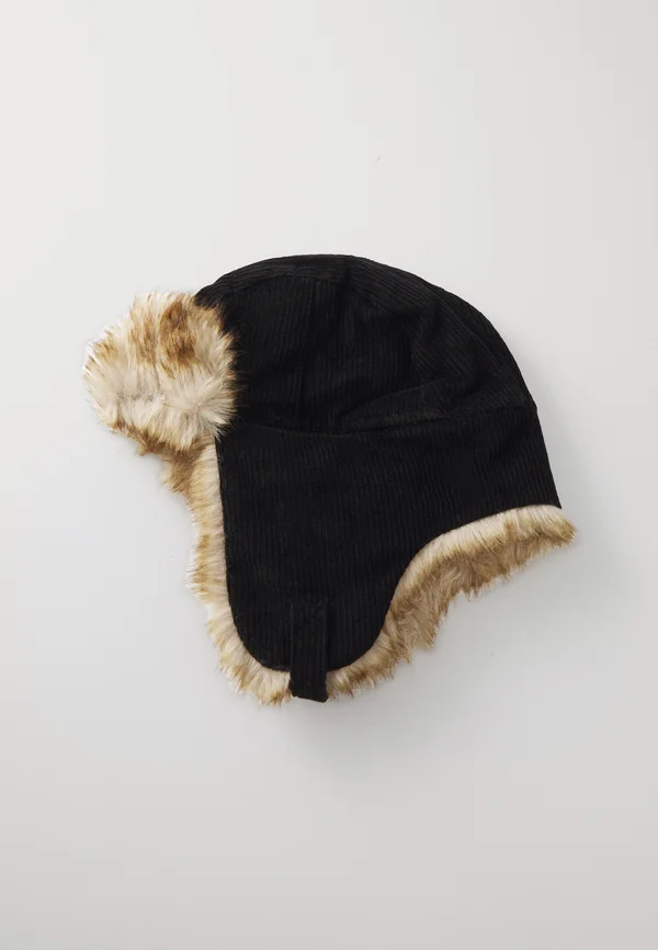 Beanie - black