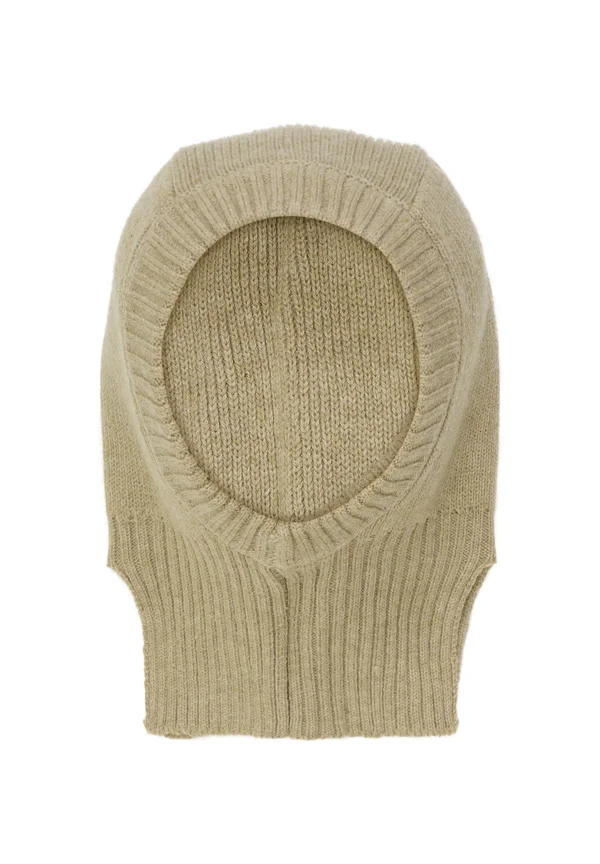 Beanie - white pepper