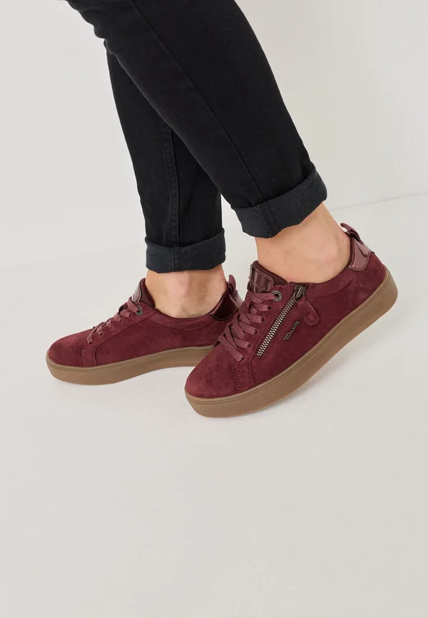 BEQUEME SNEAKER MIT T-FLOW EFFECT - Trainers - merlot suede