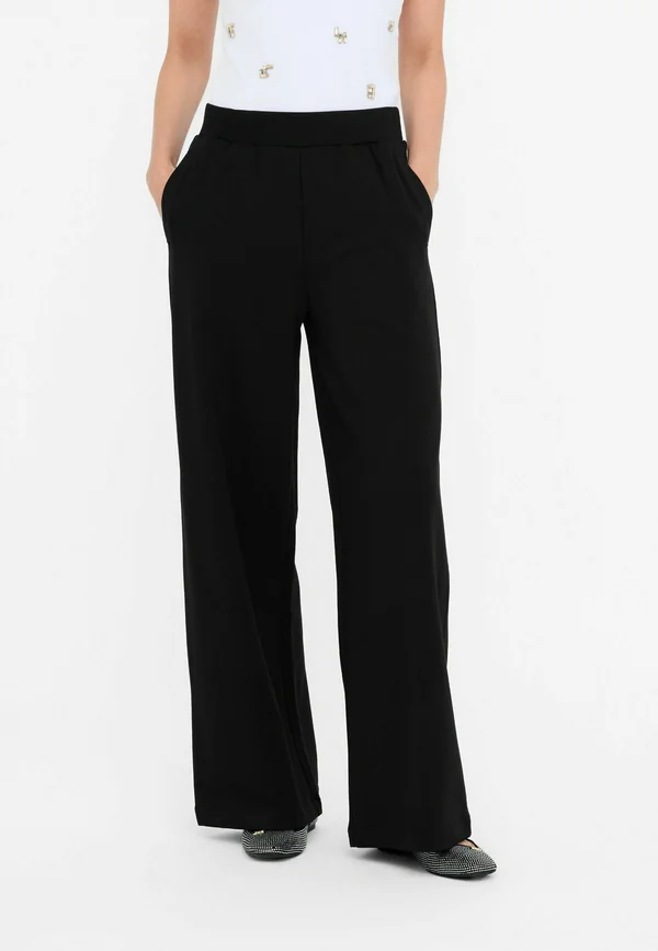 BETTER JOGGING     - Tracksuit bottoms - black