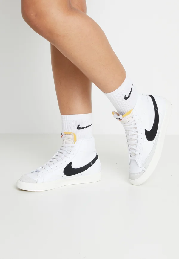 BLAZER MID 77 - High-top trainers - white/black/sail blanc
