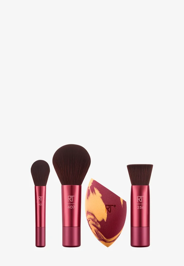 BLEND + JET SET - Makeup brush