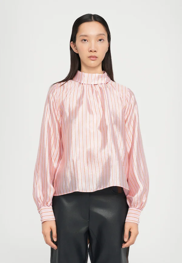 Blouse - rose