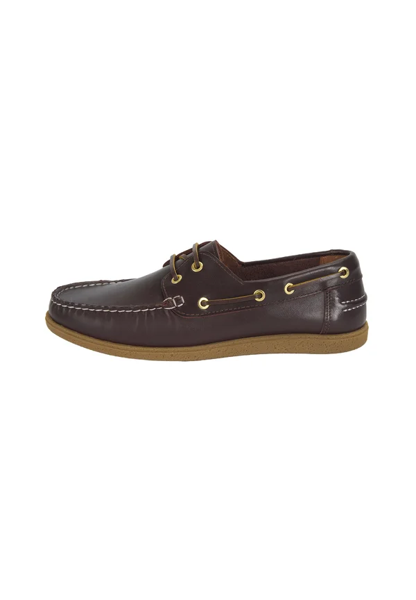 Boat shoes - brown