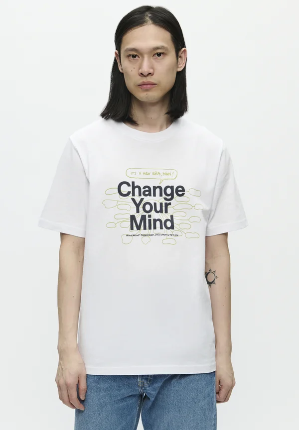 BOBBY TEE CHANGE - Print T-shirt - bright white