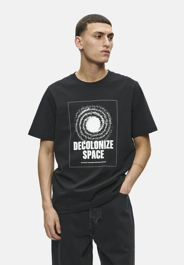 BOBBY TEE SPACE - Print T-shirt - black
