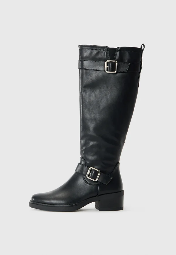 Boots - black