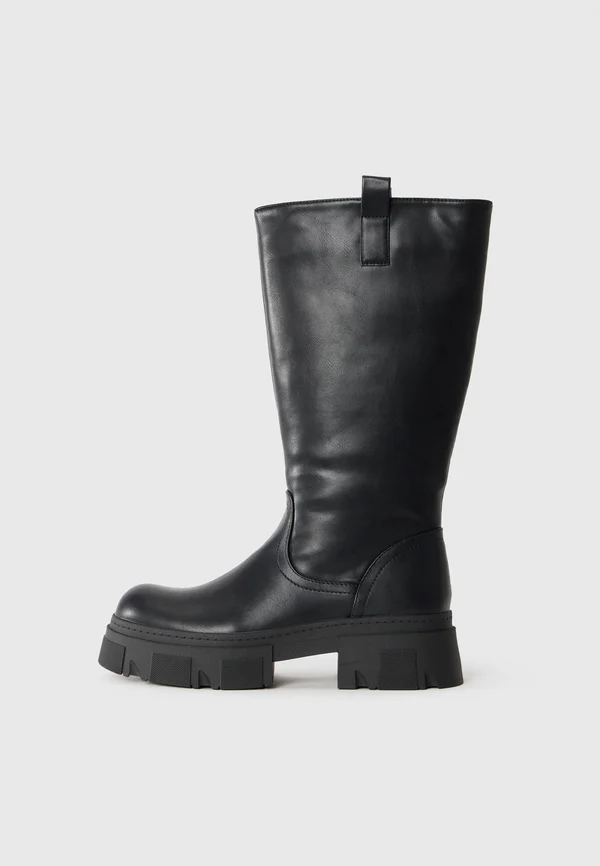 Boots - black