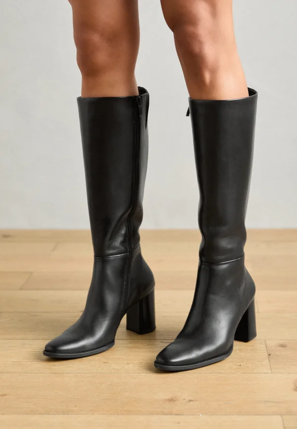 Boots - black