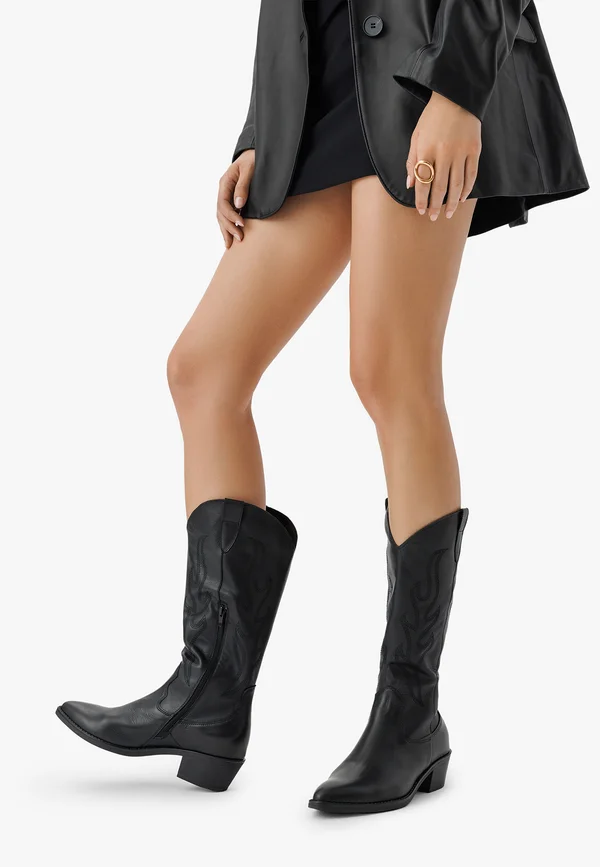 Boots - Black