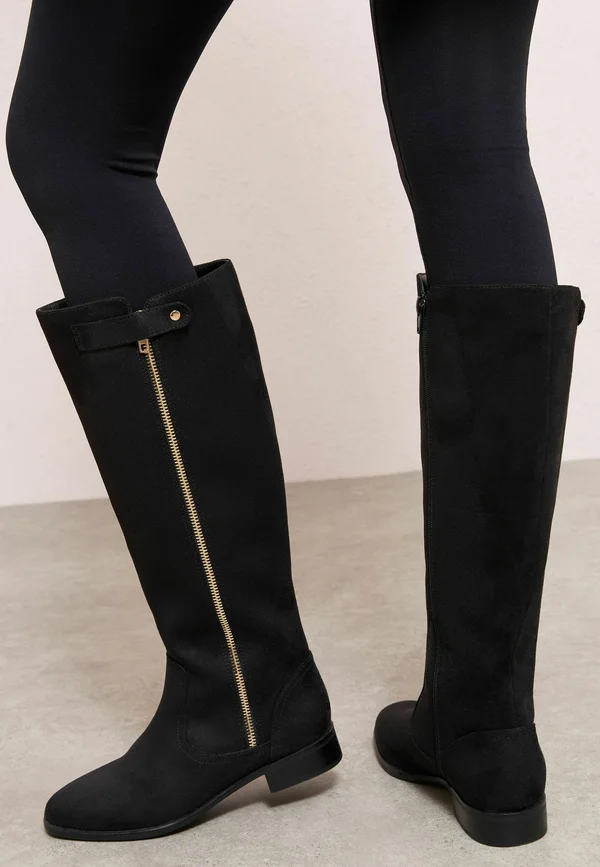 Boots - black
