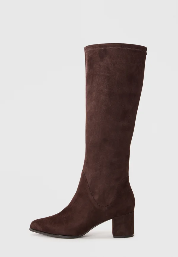 Boots - dark brown