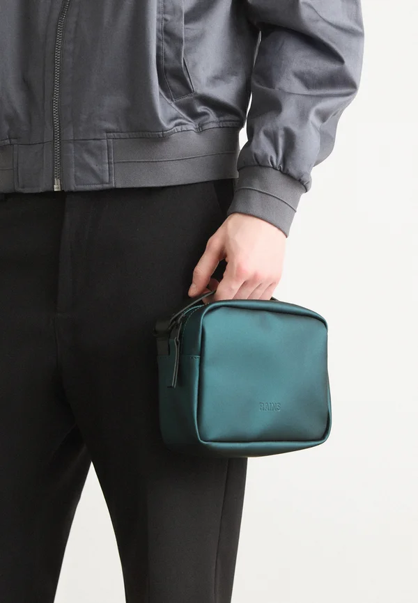 BOX UNISEX - Cross body bag - nacre