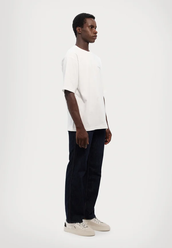 BOXY - Basic T-shirt - white