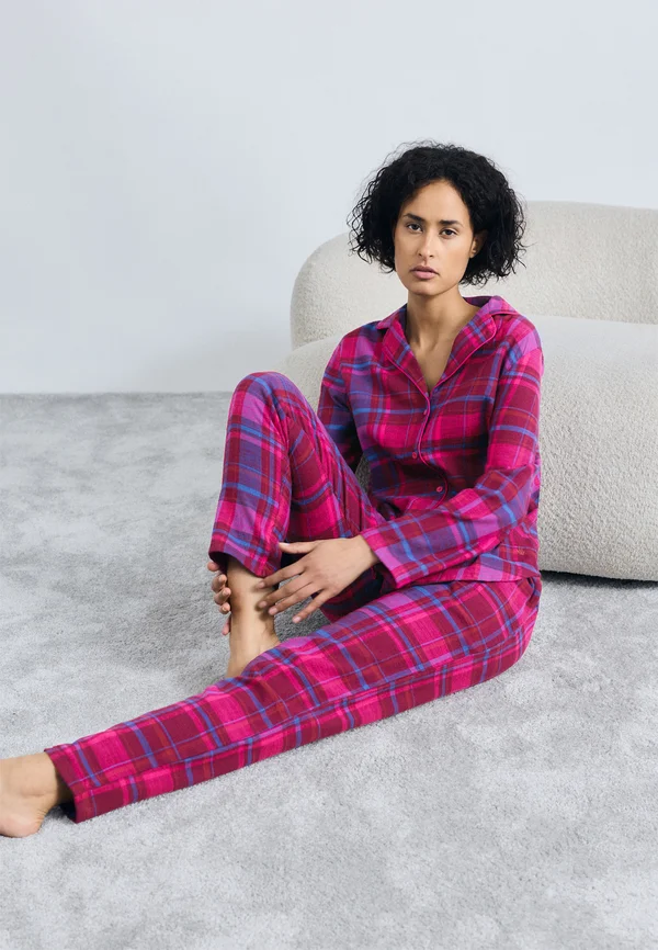 BOYFRIEND CHECKS - Pyjama set - red combination