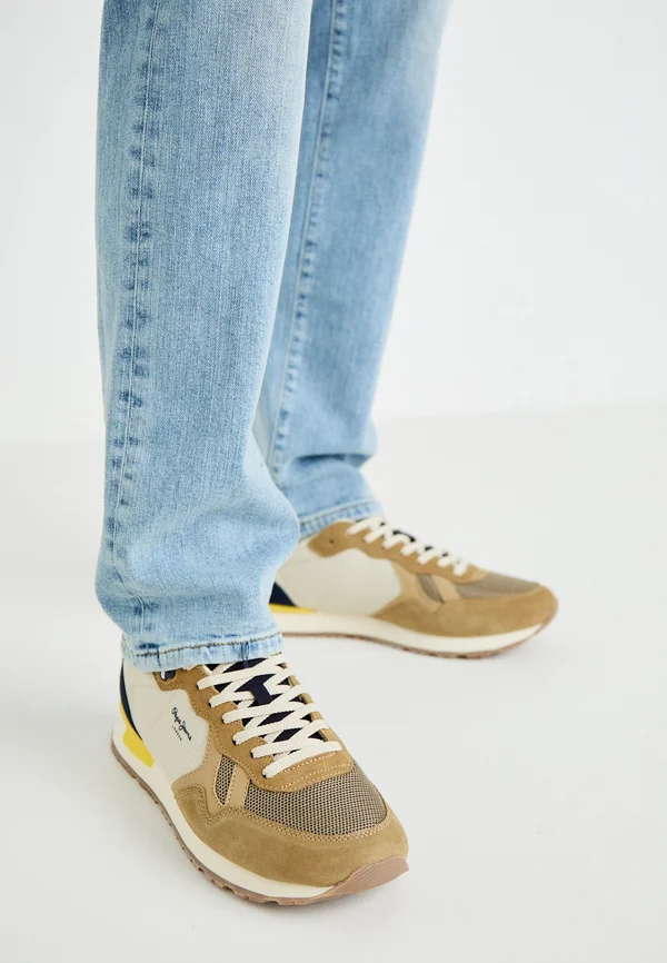 BRIT CAMP - Trainers - camel/beige