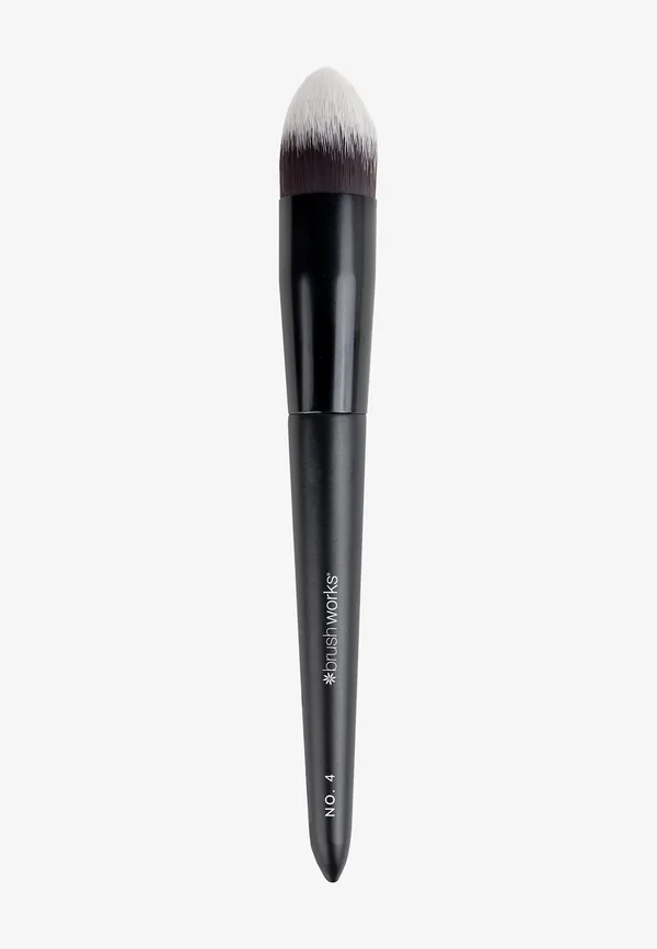 BRUSHWORKS NO. 4 TAPERED PRECISION BUFFING BRUSH - Makeup accessory - black