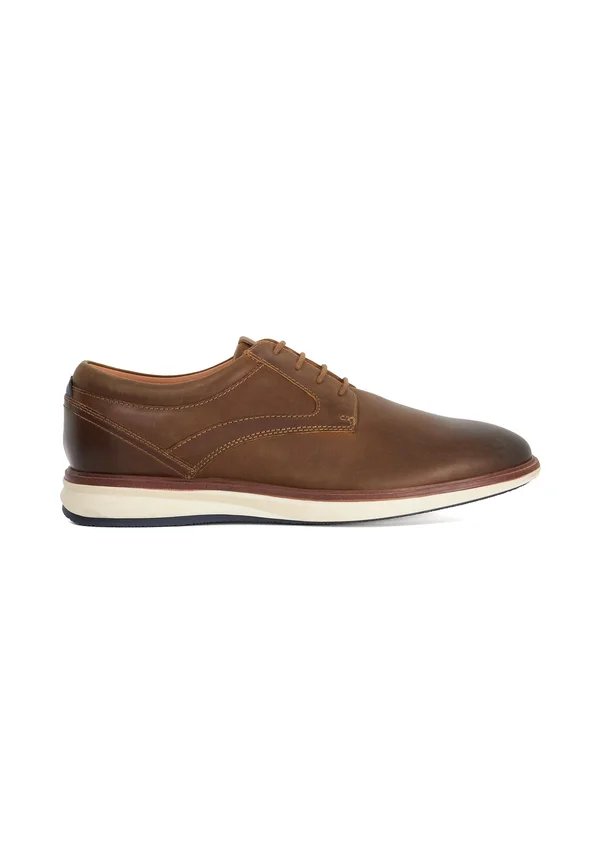 BRYDON WIDE FIT - Casual lace-ups - brown
