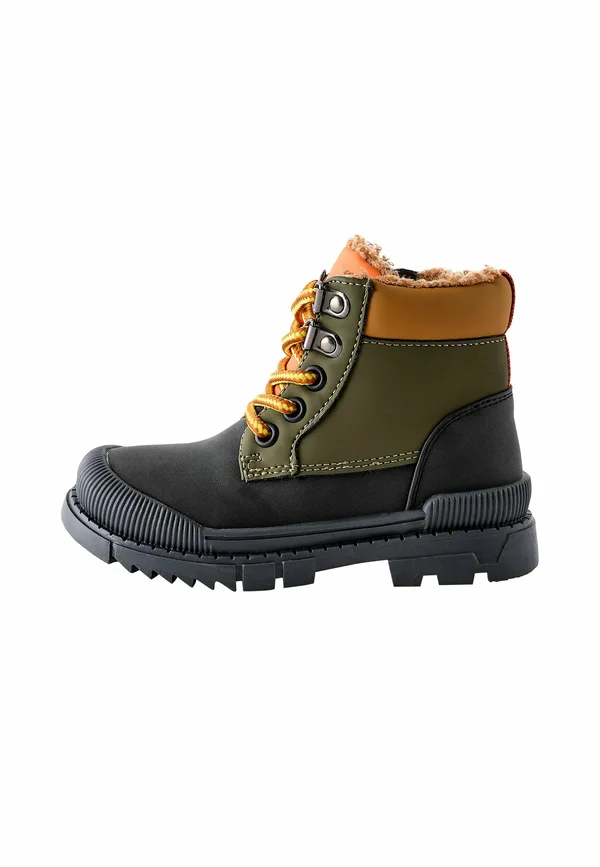 BUMP TOE DETAIL WITH INSIDE ZIP - REGULAR FIT - Winter boots - green