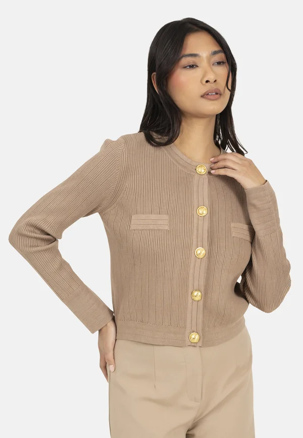 BUTTON THROUGH WITH MOCK CHEST POCKETS. - Cardigan - beige