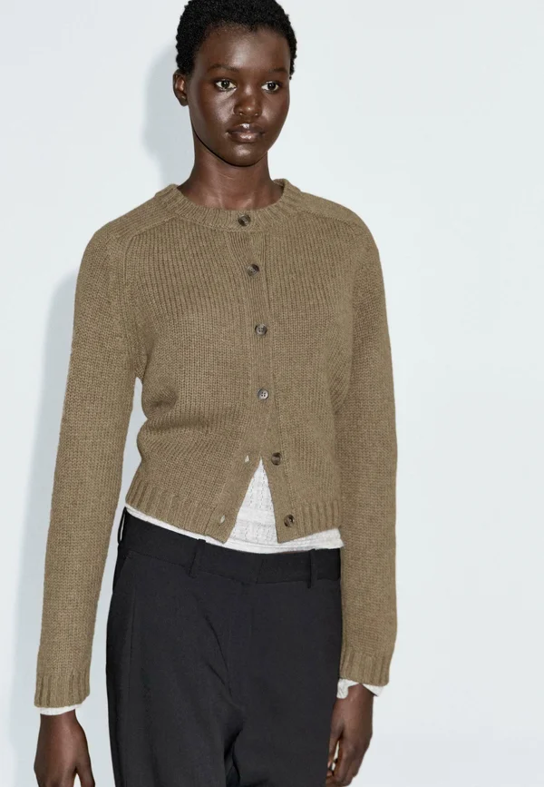 BUTTONED RAGLAN SLEEVE - Cardigan - khaki