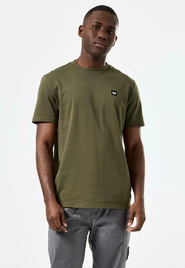 CANNON BADGE TEE - Basic T-shirt - castle green