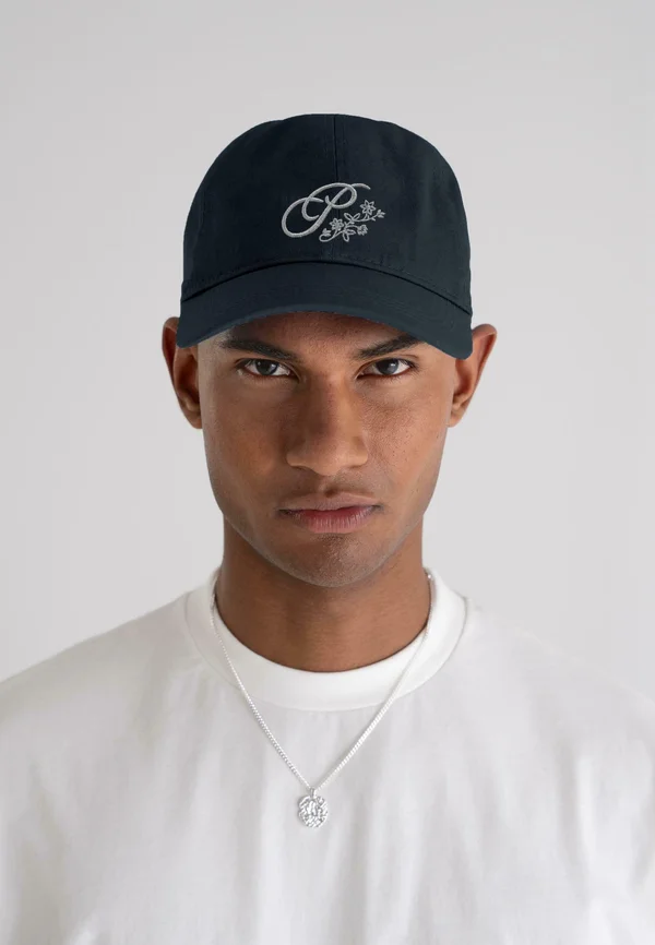Cap - navy