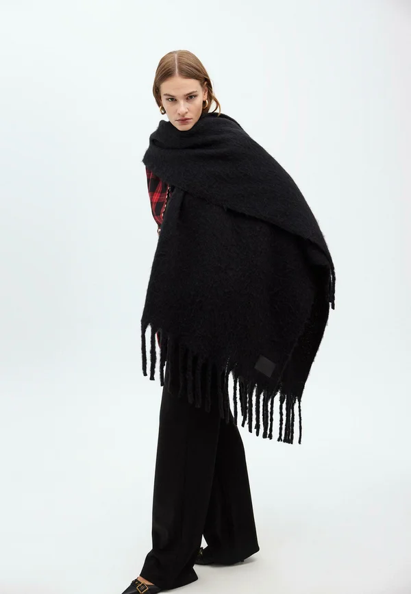 Cape - black