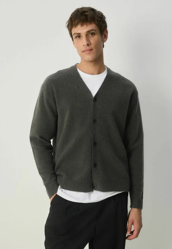 Cardigan - dark green