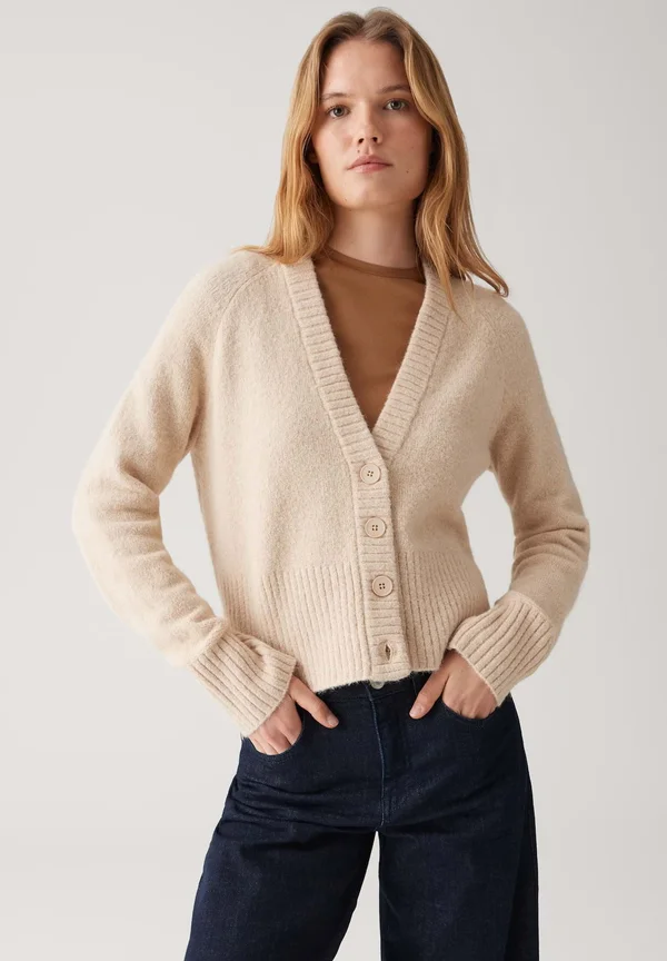 Cardigan - macadamia