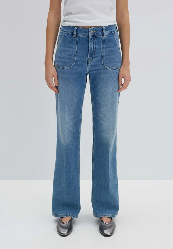 CARIE UTILITY - Flared Jeans - mid ocean blue