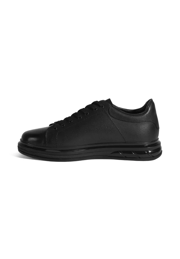 Casual lace-ups - black
