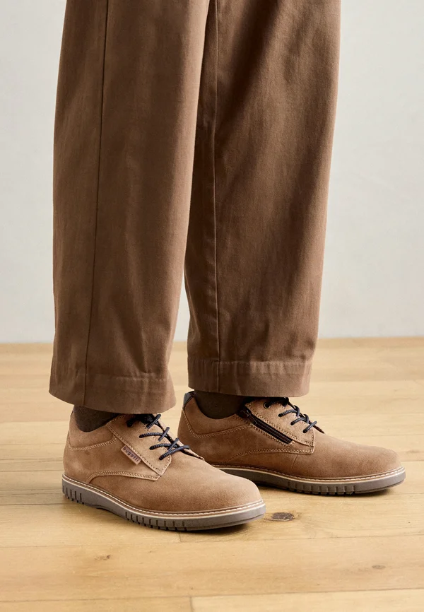 Casual lace-ups - sand