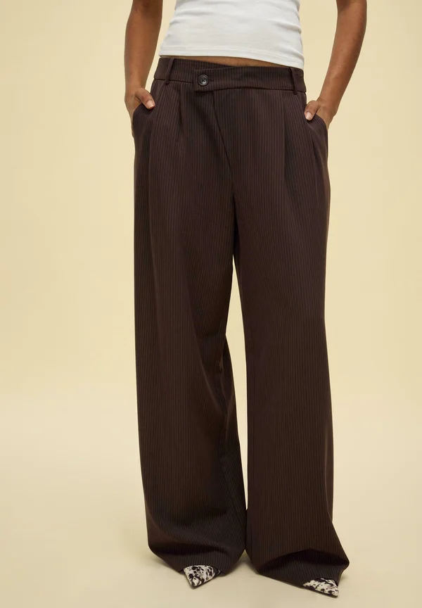 CASUAL STRIPED WITH CROSSOVER  - Trousers - mottled brown