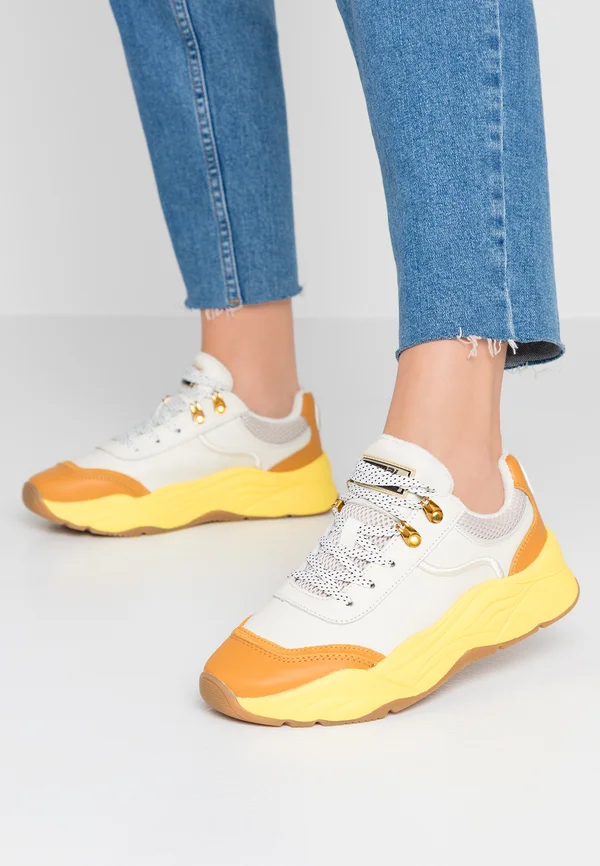 CELEST - Trainers - cream/yellow