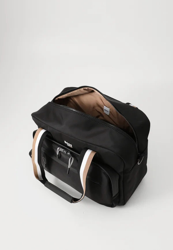 CHANGING BAG - Baby changing bag - black