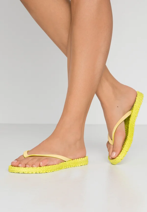 CHEERFUL - Pool shoes - lime