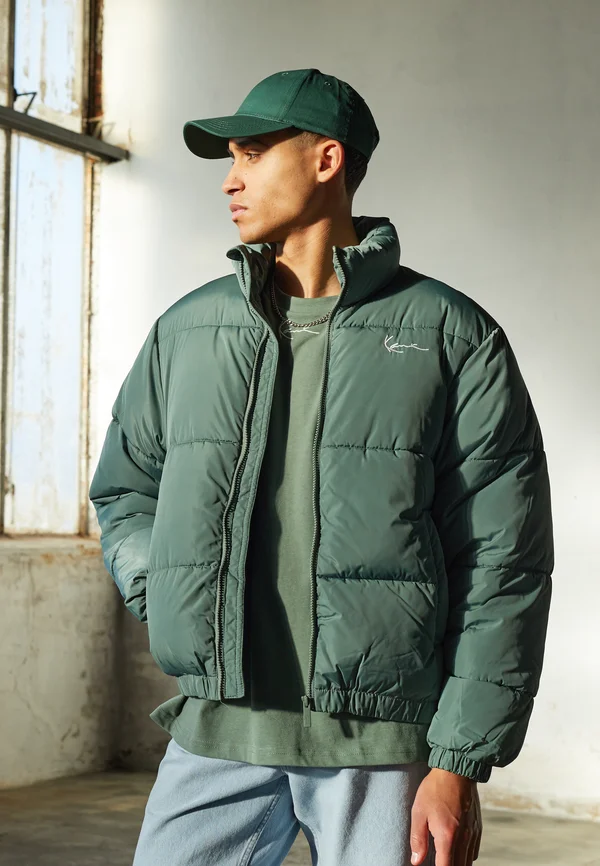 CHEST SIGNATURE PUFFER - Winter jacket - dusty green