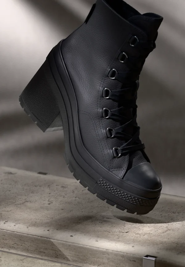 CHUCK 70 DE LUXE HEEL PLATFORM - Lace-up ankle boots - black/silver-coloured