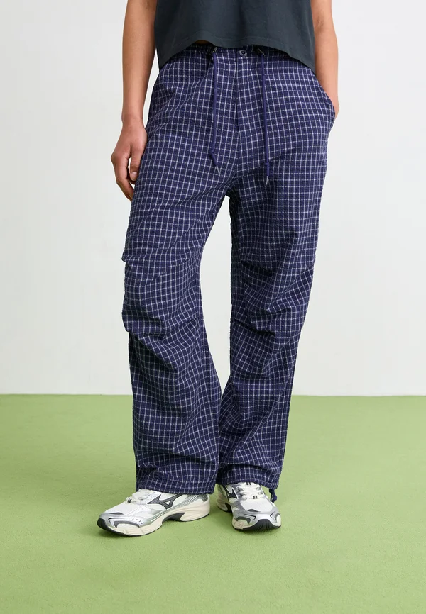 CIRCA PARACHUTE PANT - Wide Leg - blue multi