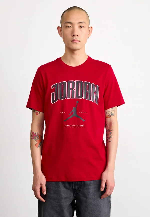 CITY CREW - Print T-shirt - gym red/black